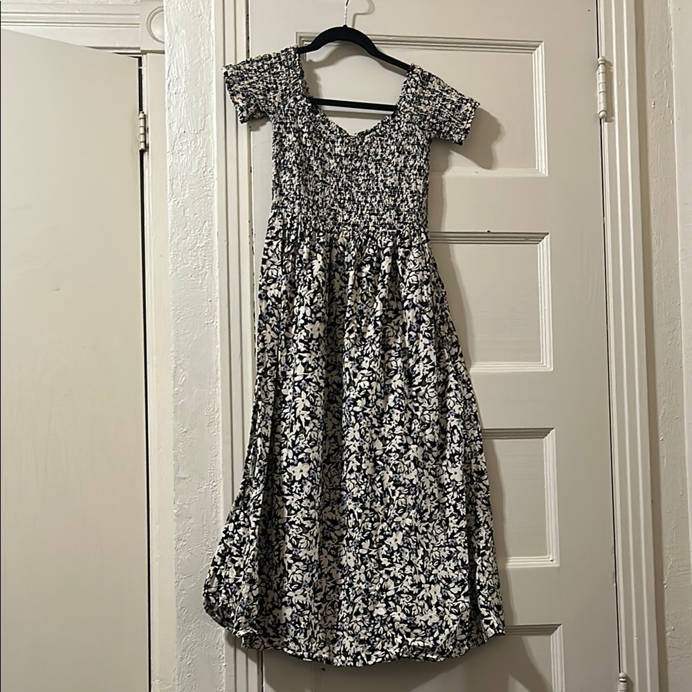 Floral Black and cream Women's Dress